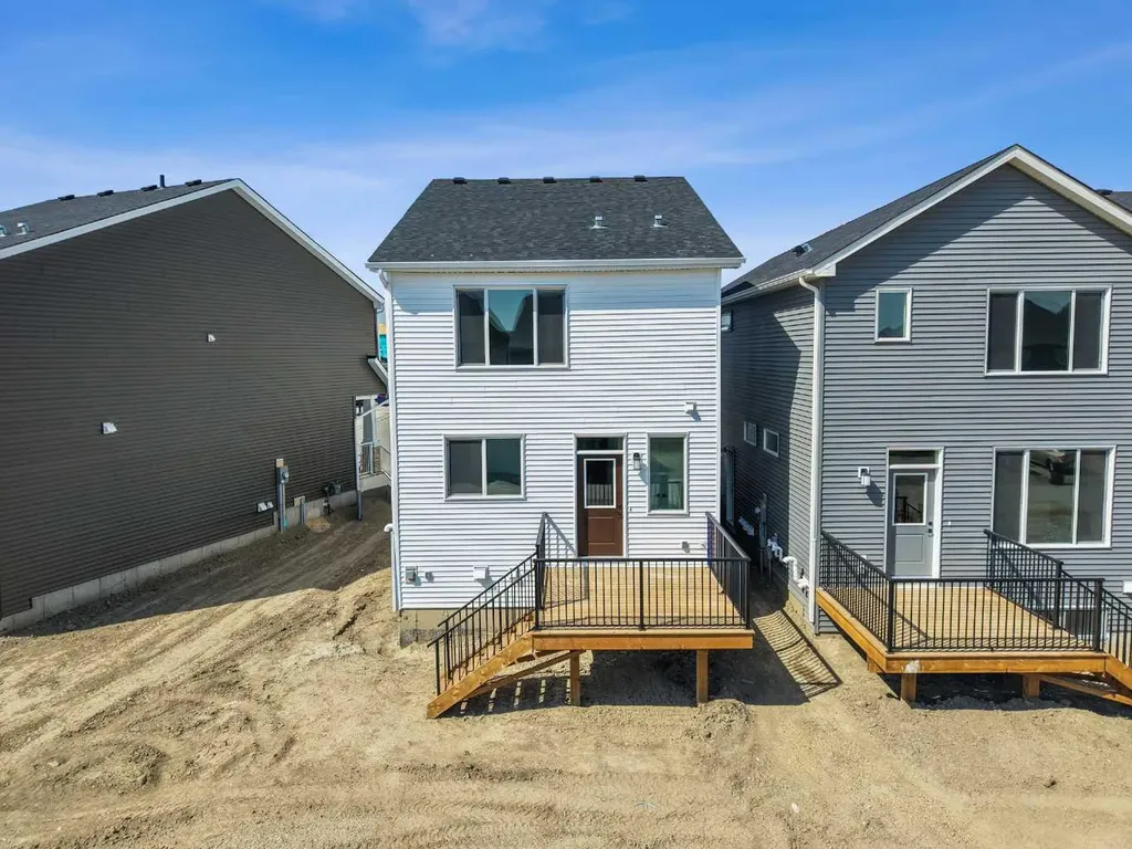 568 Buffaloberry Manor SE Calgary AB T3M3Z1