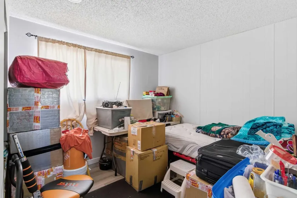 3811 14 Avenue NE Calgary AB T2A4A5