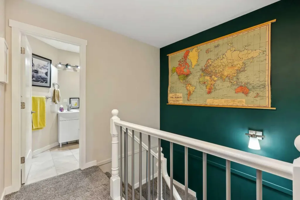 109 Coachway Lane SW Calgary AB T3H 2V9