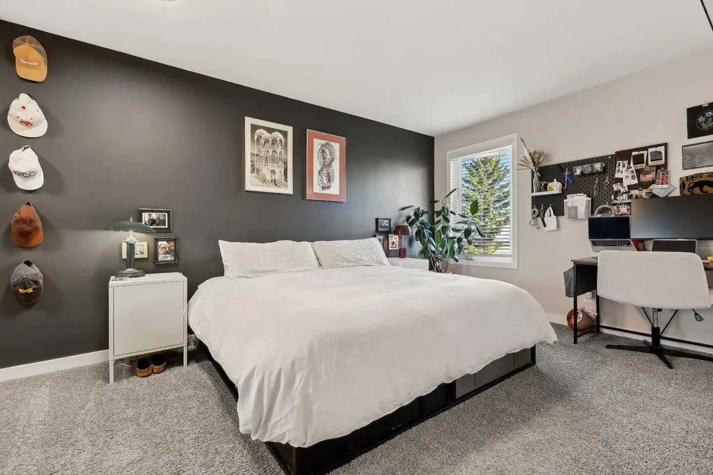 109 Coachway Lane SW Calgary AB T3H 2V9