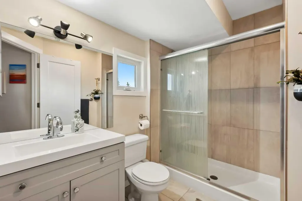 109 Coachway Lane SW Calgary AB T3H 2V9