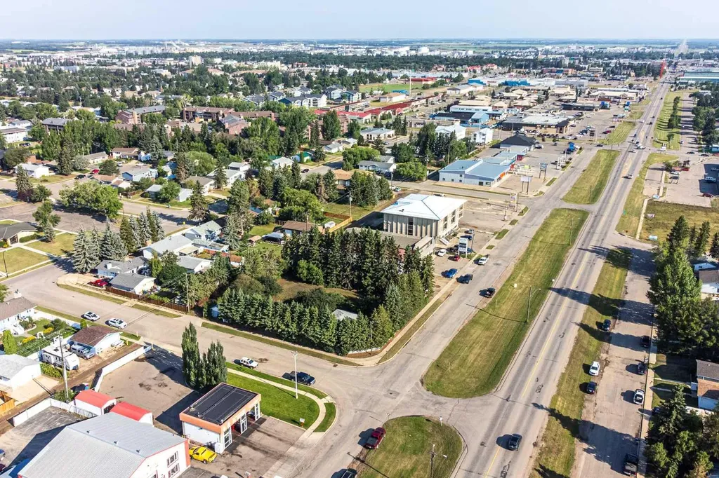3302 50 Avenue Lloydminster AB T9V 0V6