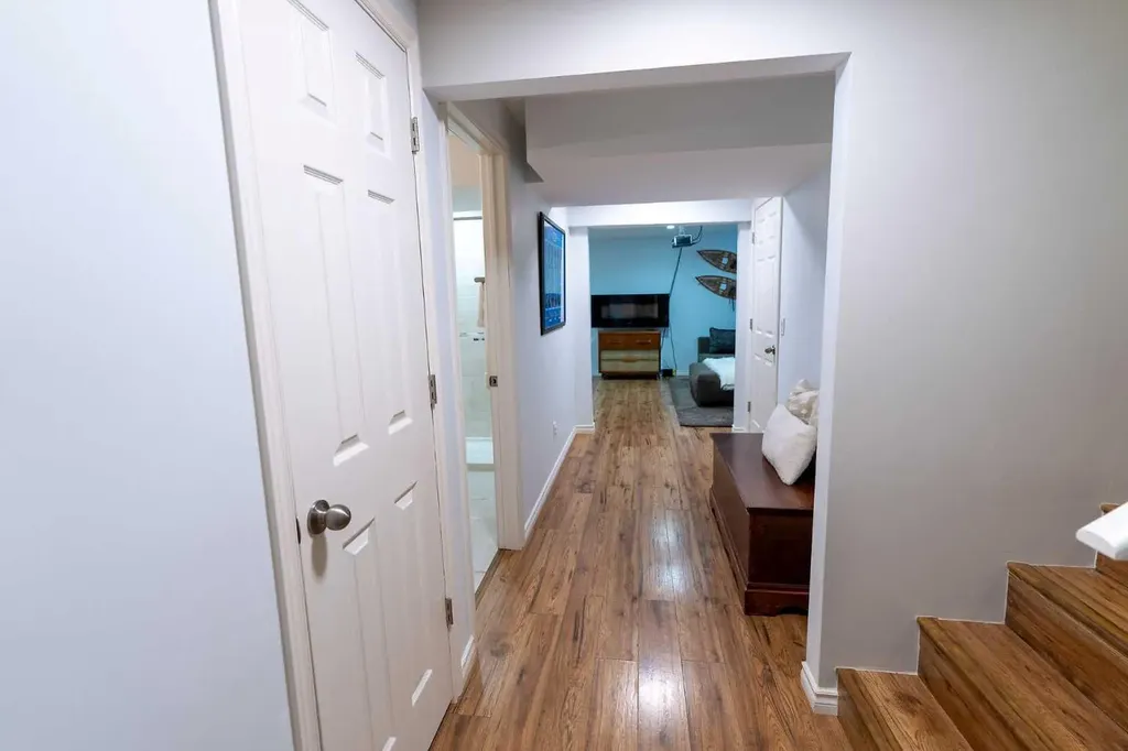 24 Copperpond Road SE Calgary AB T2Z 0L7