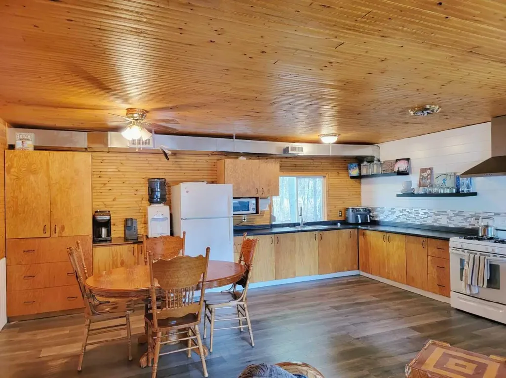 3252 Lake View Drive Calling Lake AB T0H 0G0