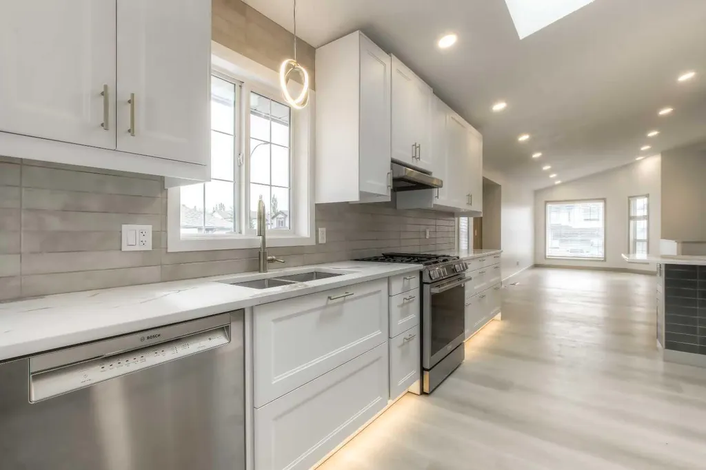 81 Coventry Circle NE Calgary AB T3K 4Y8
