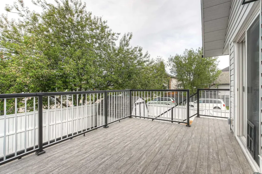 81 Coventry Circle NE Calgary AB T3K 4Y8