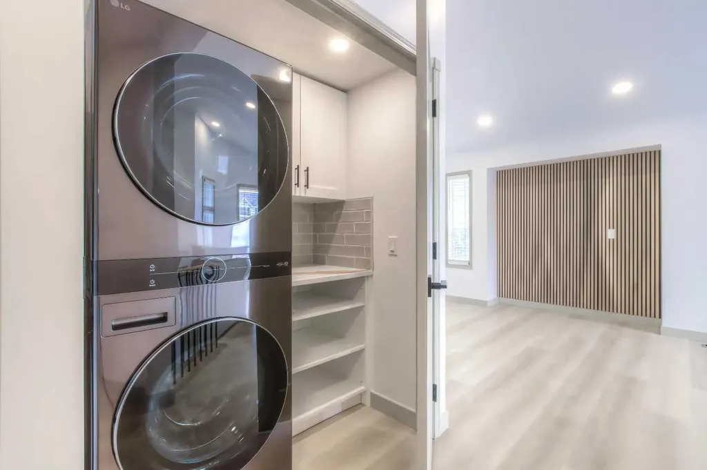 81 Coventry Circle NE Calgary AB T3K 4Y8