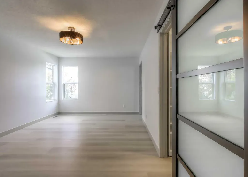 81 Coventry Circle NE Calgary AB T3K 4Y8
