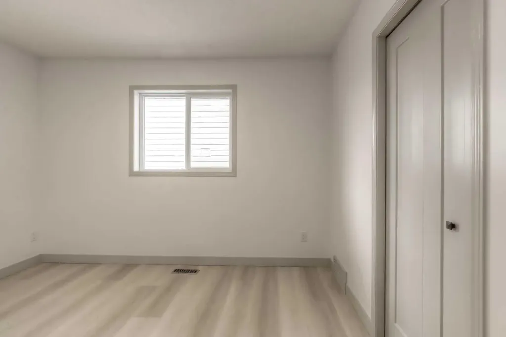 81 Coventry Circle NE Calgary AB T3K 4Y8