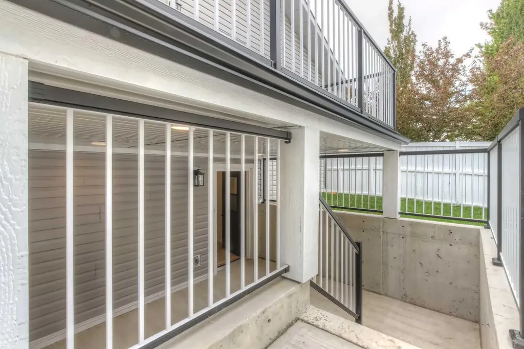 81 Coventry Circle NE Calgary AB T3K 4Y8