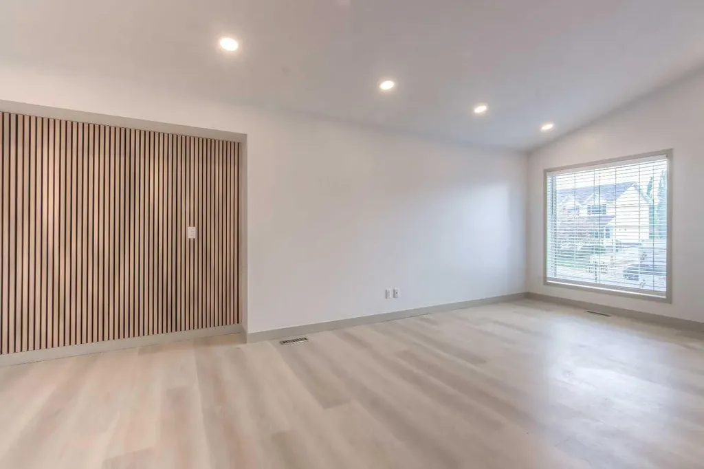 81 Coventry Circle NE Calgary AB T3K 4Y8