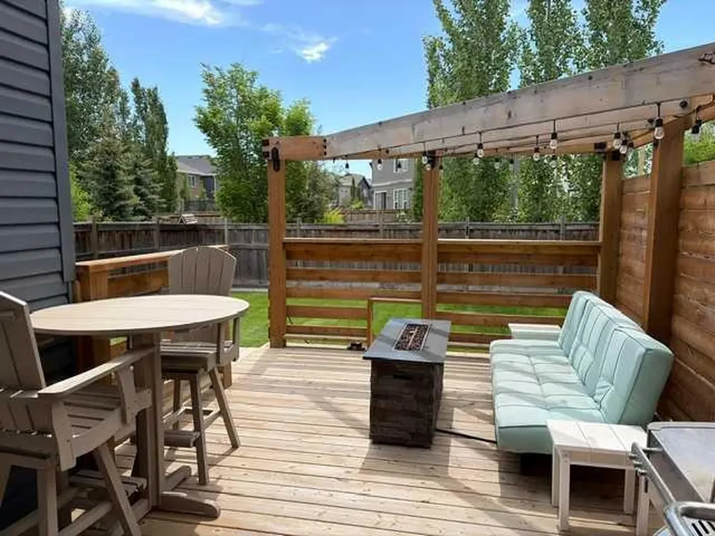 264 Auburn Bay Drive SE Calgary AB T3M 0S1