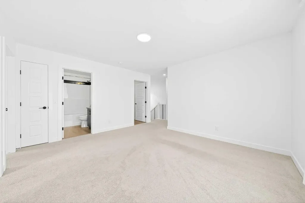 264 Edith Place NW Calgary AB T3R 2E1