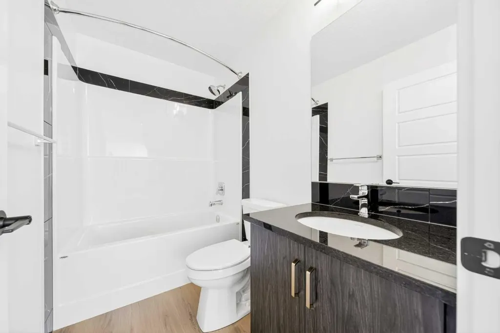 264 Edith Place NW Calgary AB T3R 2E1