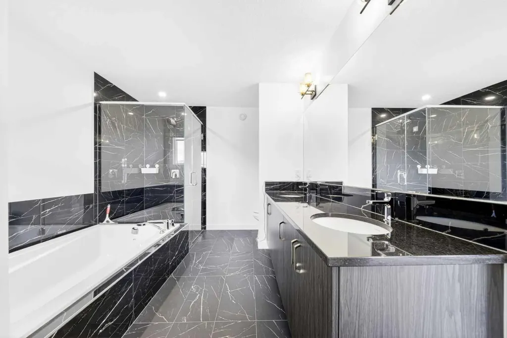264 Edith Place NW Calgary AB T3R 2E1