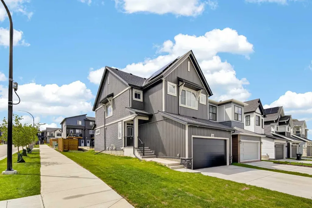 264 Edith Place NW Calgary AB T3R 2E1