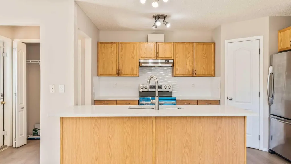 23 Taralake Road NE Calgary AB T3J 0B1