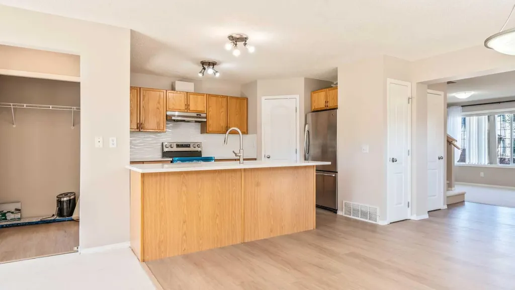 23 Taralake Road NE Calgary AB T3J 0B1