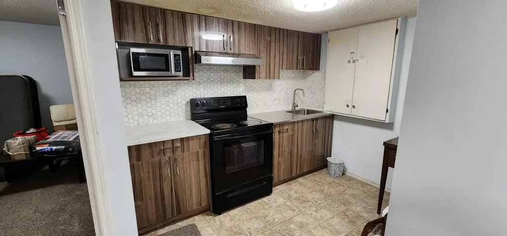 23 Taralake Road NE Calgary AB T3J 0B1