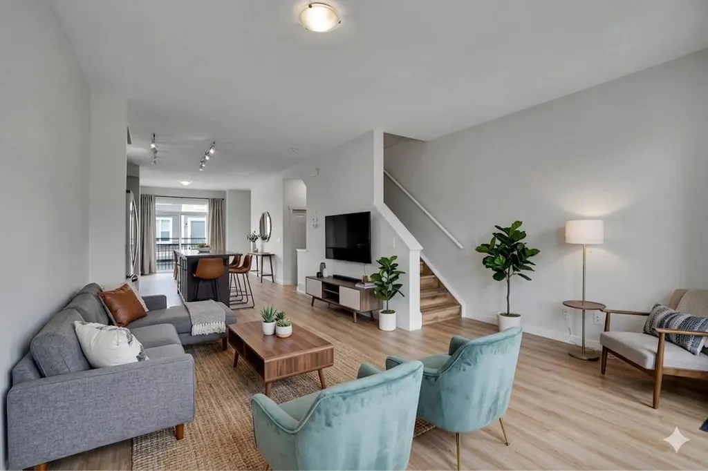 986 Sherwood Boulevard NW Calgary AB T3R 0V3