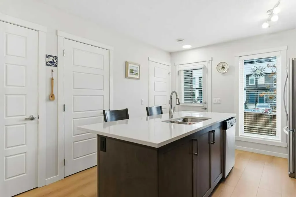 338 Seton Circle SE Calgary AB T3M 3H1