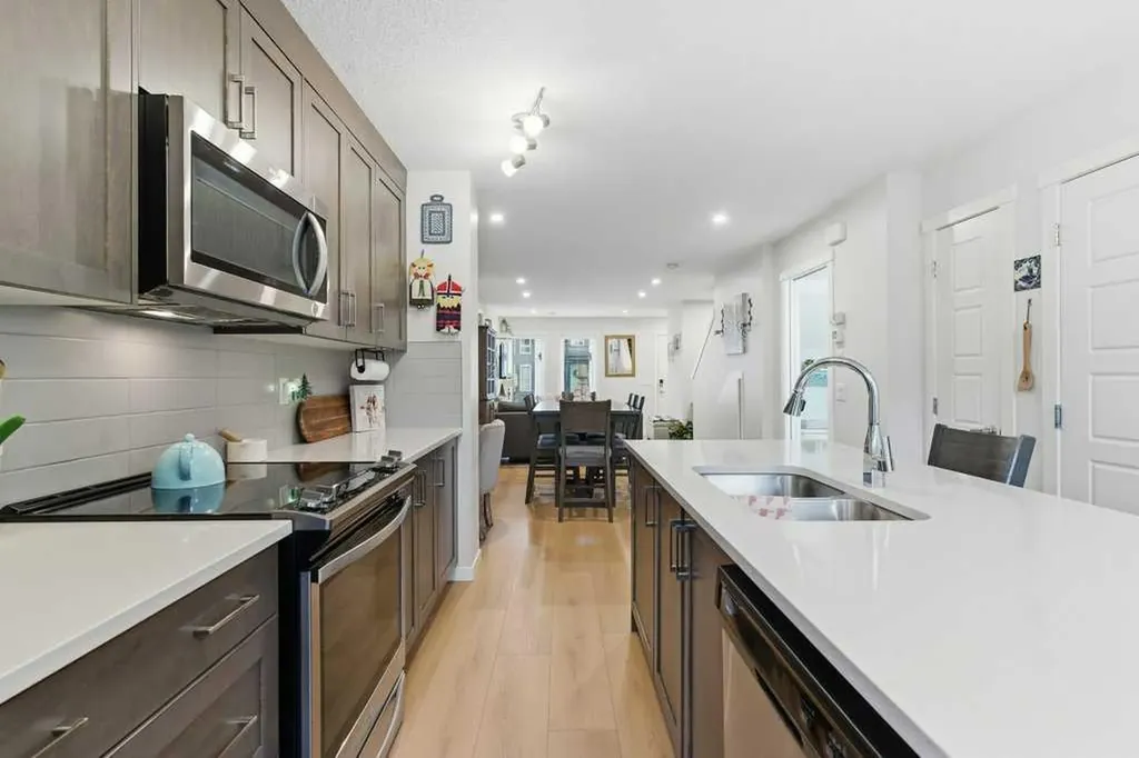 338 Seton Circle SE Calgary AB T3M 3H1