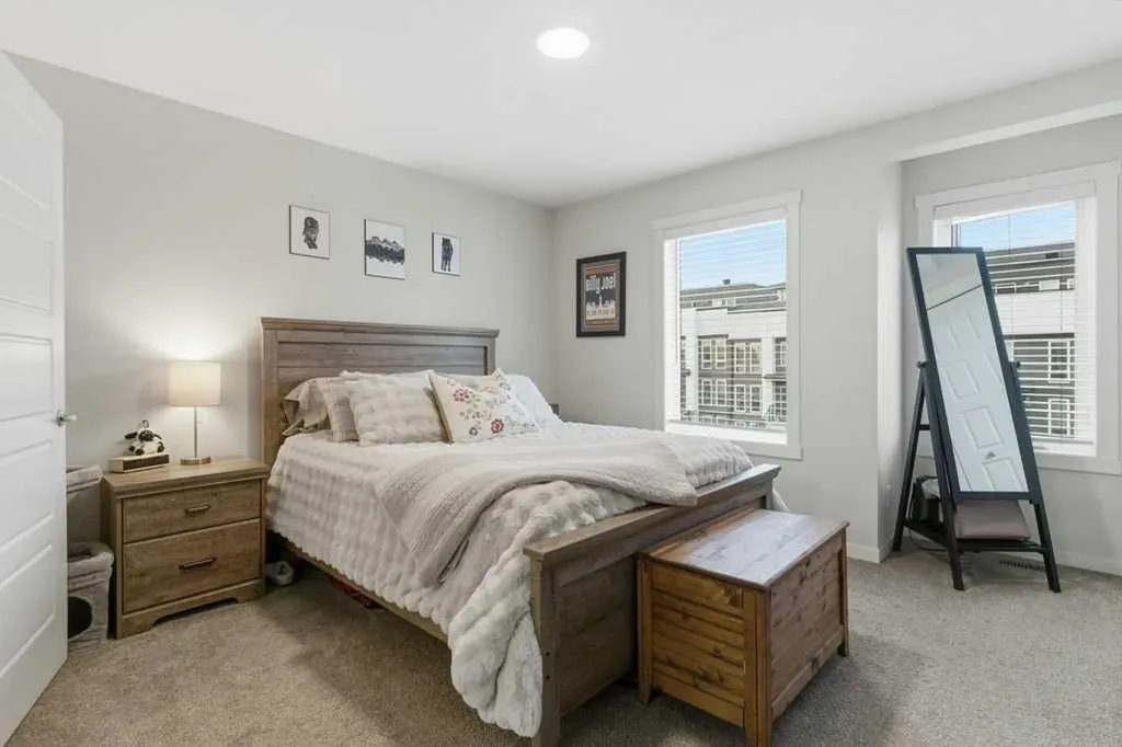 338 Seton Circle SE Calgary AB T3M 3H1