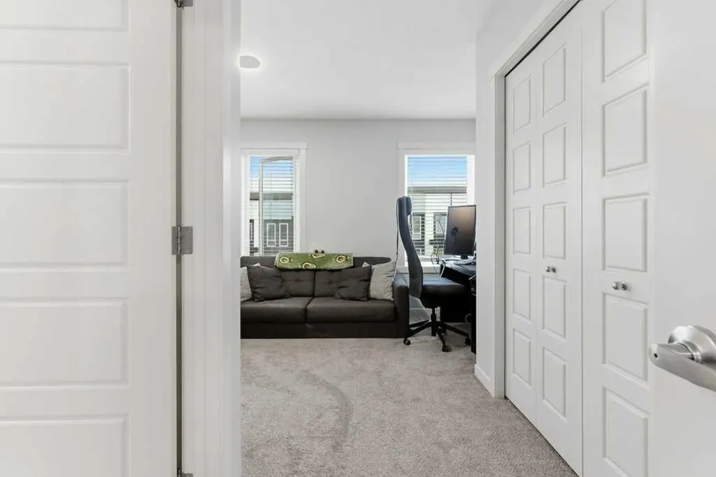 338 Seton Circle SE Calgary AB T3M 3H1