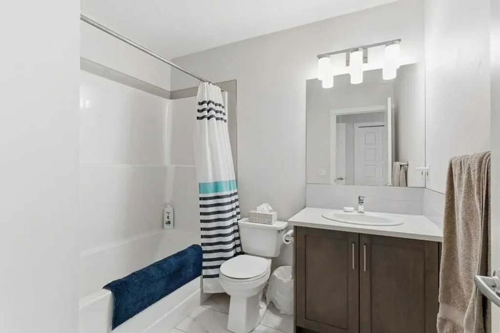 338 Seton Circle SE Calgary AB T3M 3H1