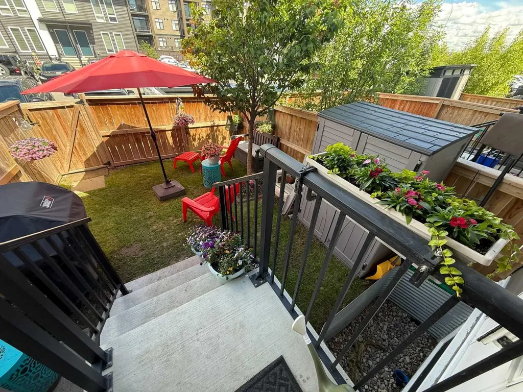 338 Seton Circle SE Calgary AB T3M 3H1