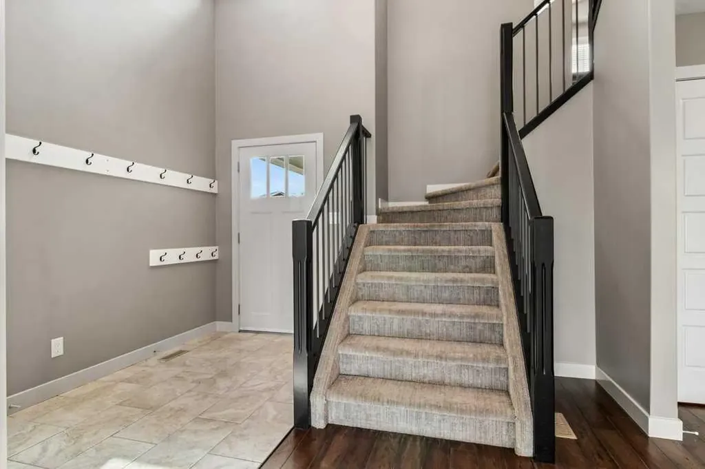 26 Regal Court Sylvan Lake AB T4S 0G2