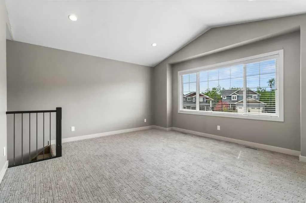 26 Regal Court Sylvan Lake AB T4S 0G2