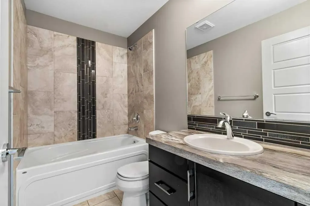 26 Regal Court Sylvan Lake AB T4S 0G2