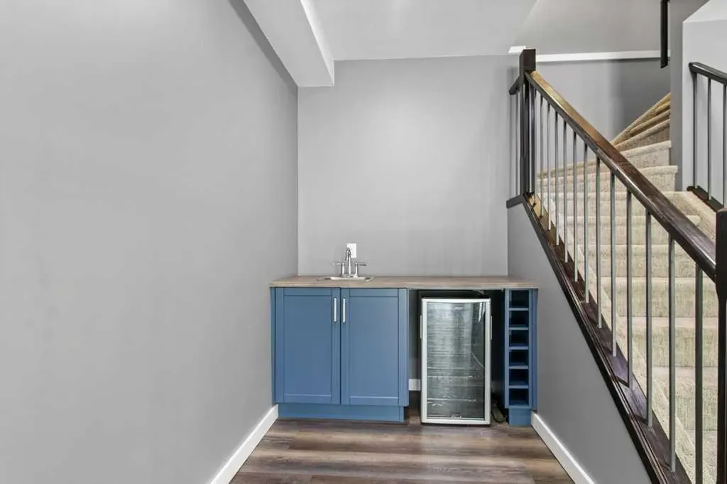 26 Regal Court Sylvan Lake AB T4S 0G2