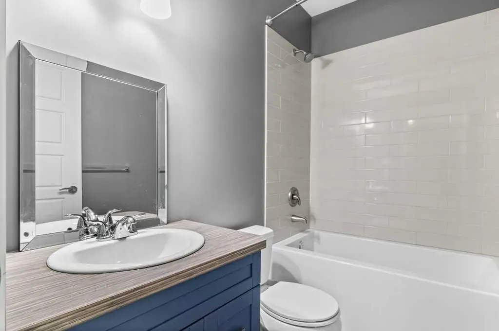 26 Regal Court Sylvan Lake AB T4S 0G2
