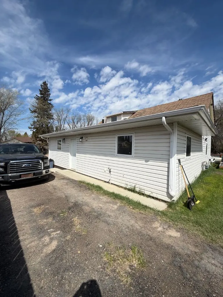 118 2 Street W St. Walburg SK S0M 2T0