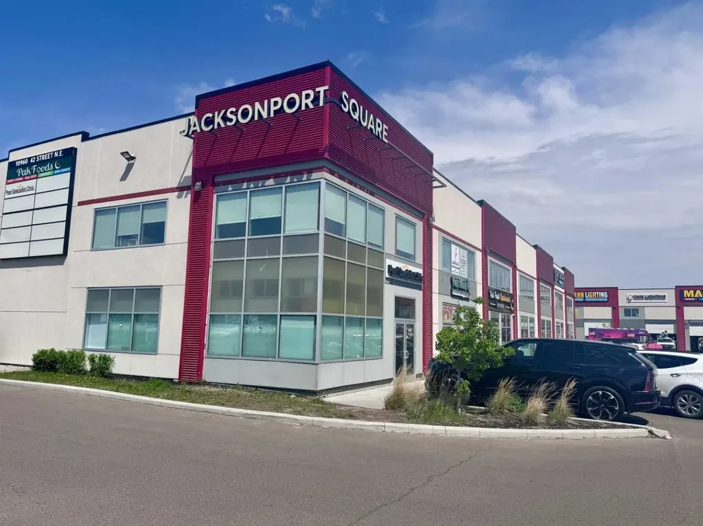 10960 42 Street NE Calgary AB T3N 2B8