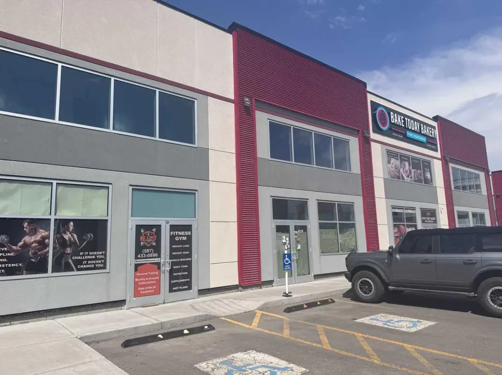 10960 42 Street NE Calgary AB T3N 2B8