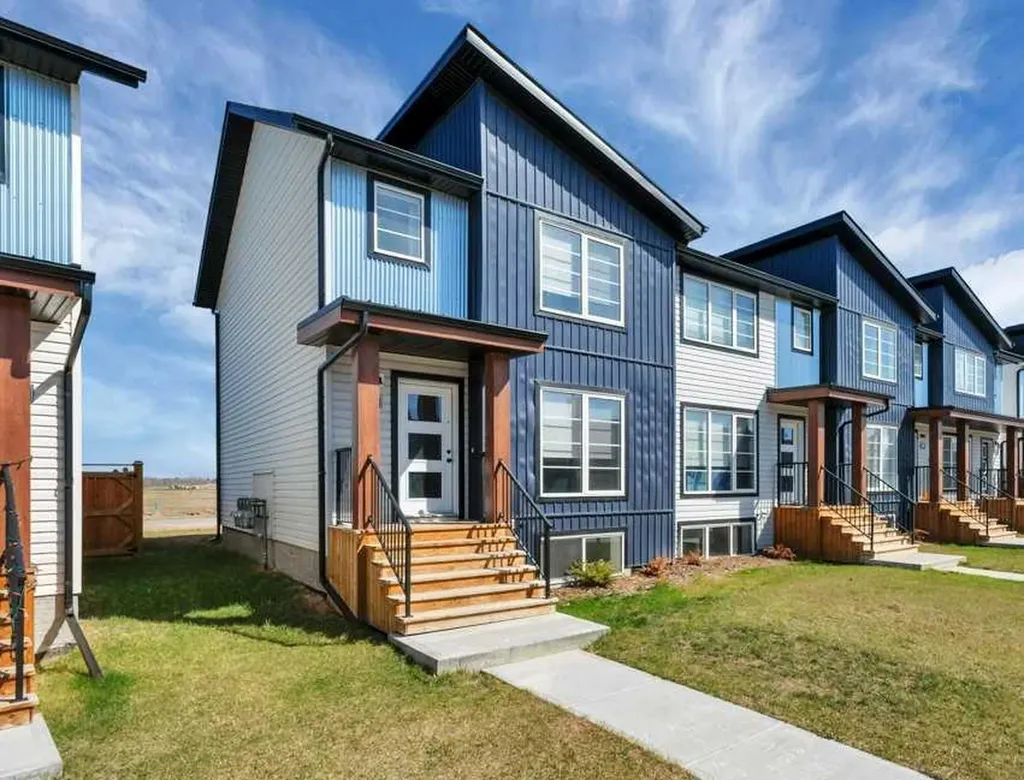 58 Lake Street Rural Red Deer County AB T4E 3C9