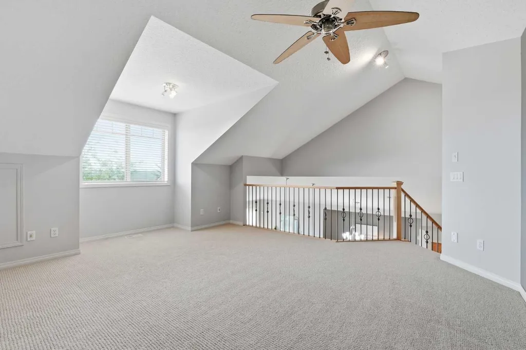 131 Springbank Terrace SW Calgary AB T3H 4S8