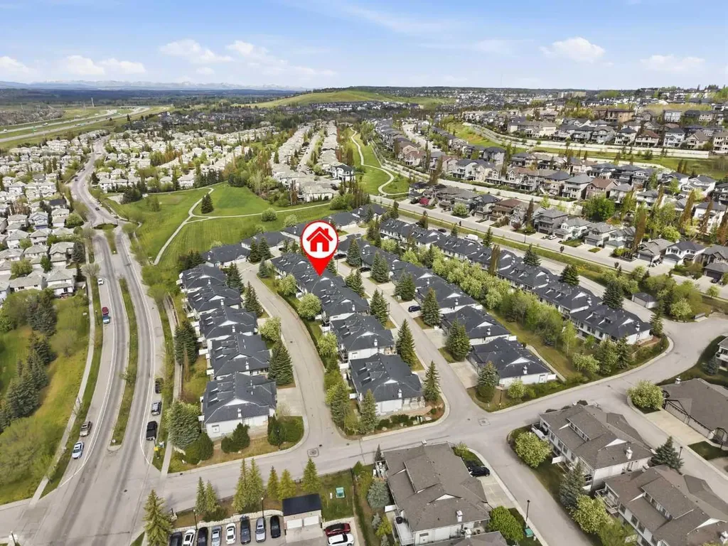 131 Springbank Terrace SW Calgary AB T3H 4S8