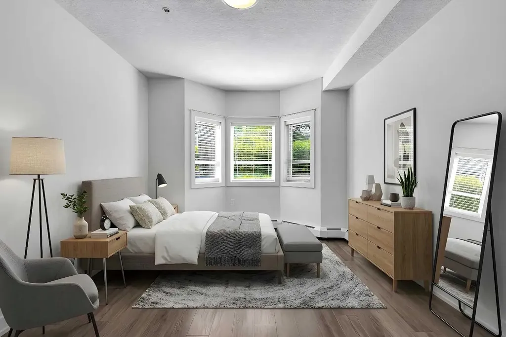 611 Edmonton Trail NE Calgary AB T2E3J3