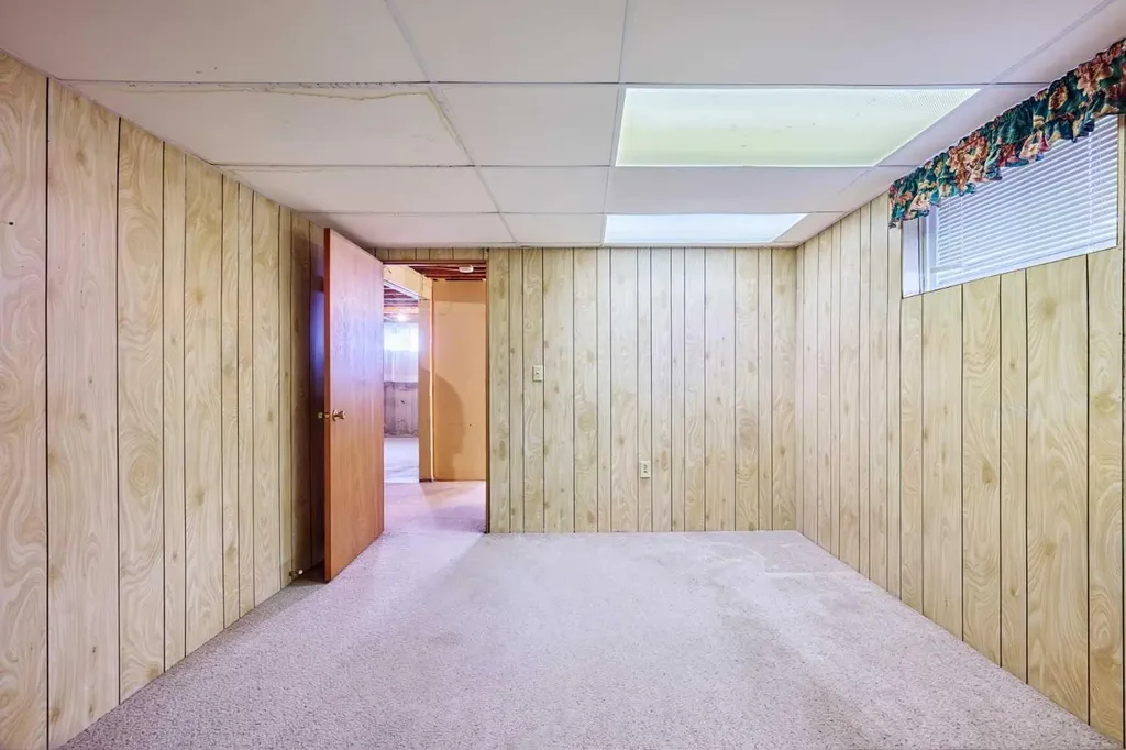 2511 22 Street NW Calgary AB t2m 3y1