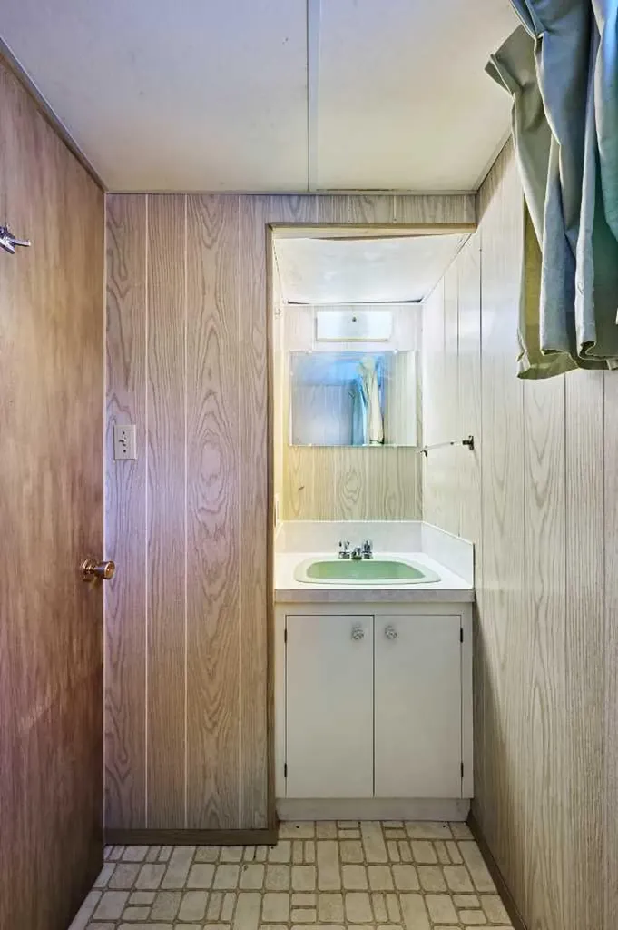 2511 22 Street NW Calgary AB t2m 3y1