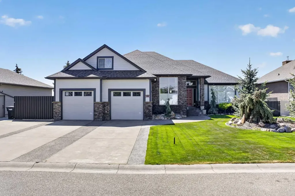 135 Garrison Drive Fort Macleod AB T0L0Z0