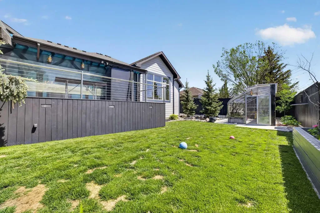 135 Garrison Drive Fort Macleod AB T0L0Z0