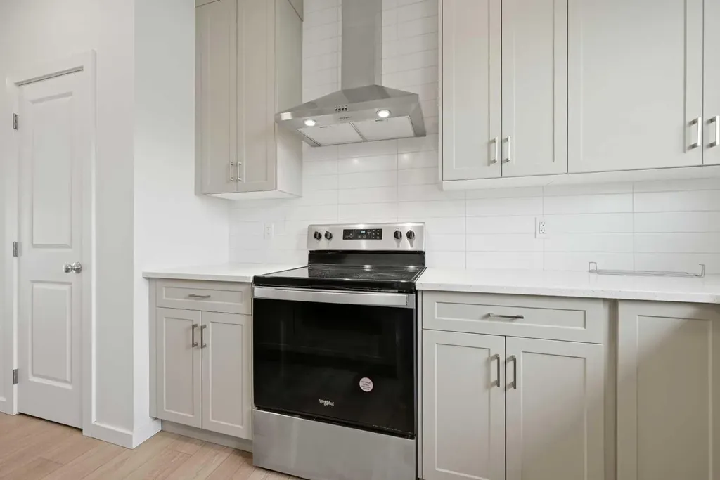 60 Savanna Place NE Calgary AB T3J 0X5