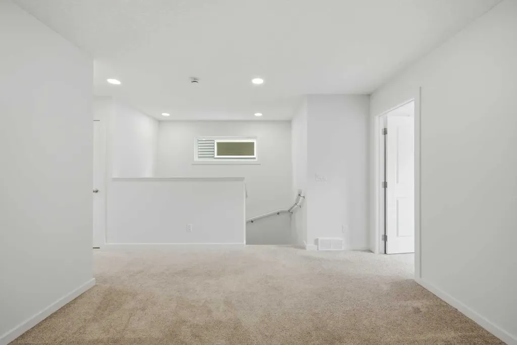 60 Savanna Place NE Calgary AB T3J 0X5