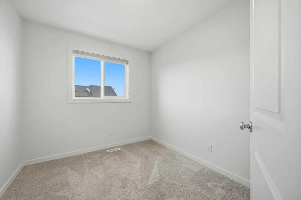 60 Savanna Place NE Calgary AB T3J 0X5