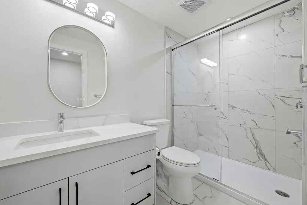 60 Savanna Place NE Calgary AB T3J 0X5